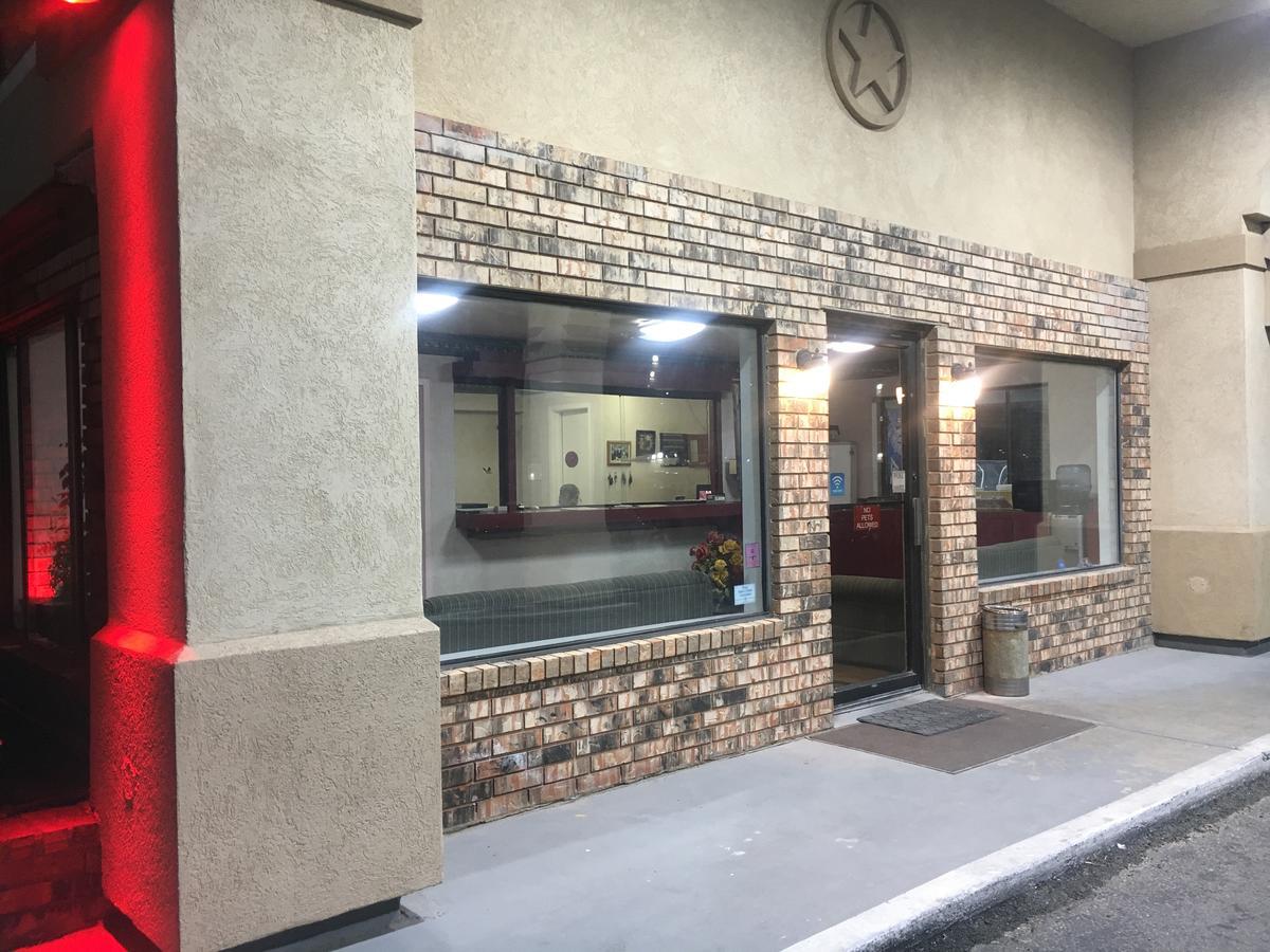 Executive Inn Odessa Exterior photo
