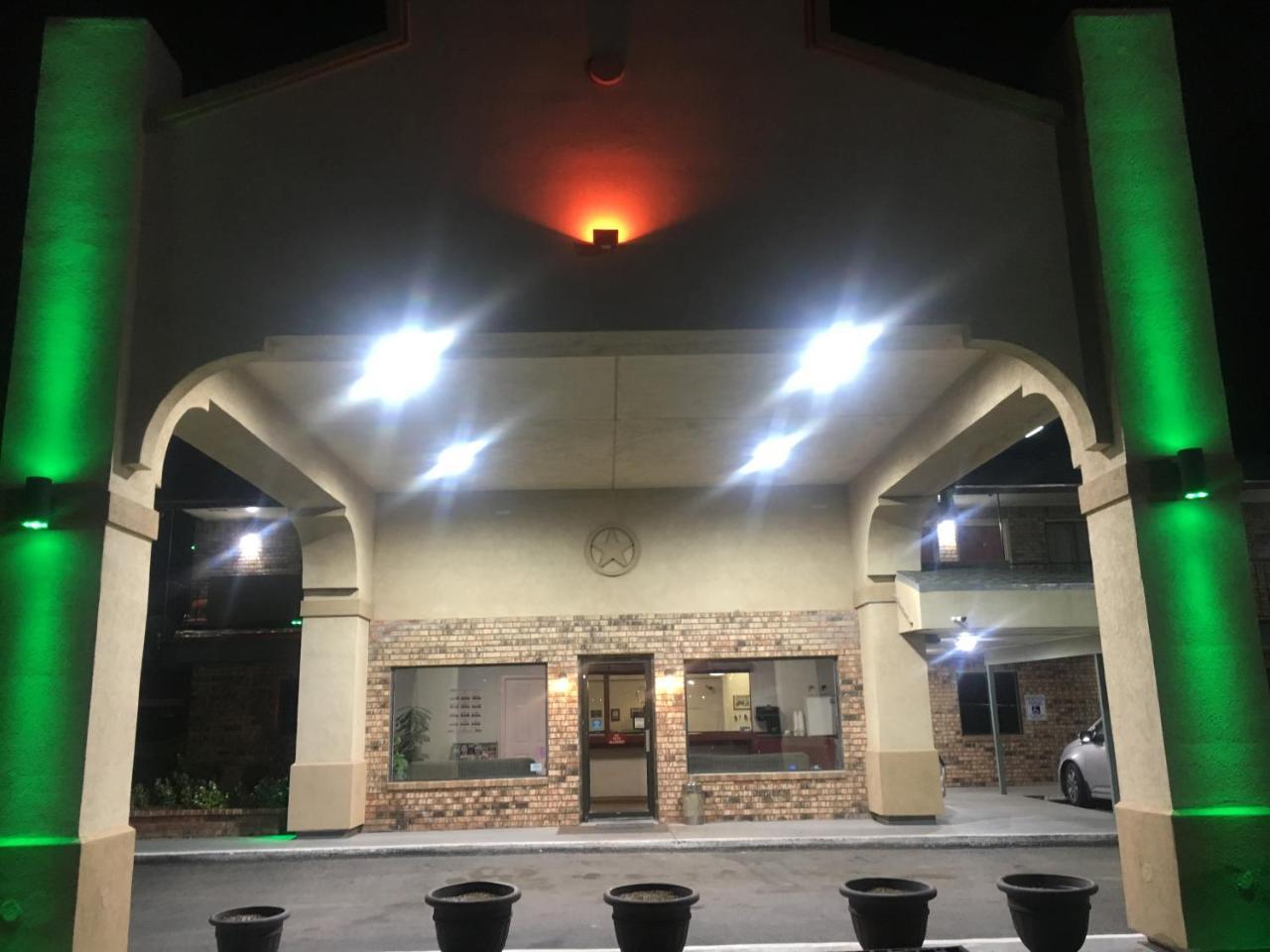 Executive Inn Odessa Exterior photo